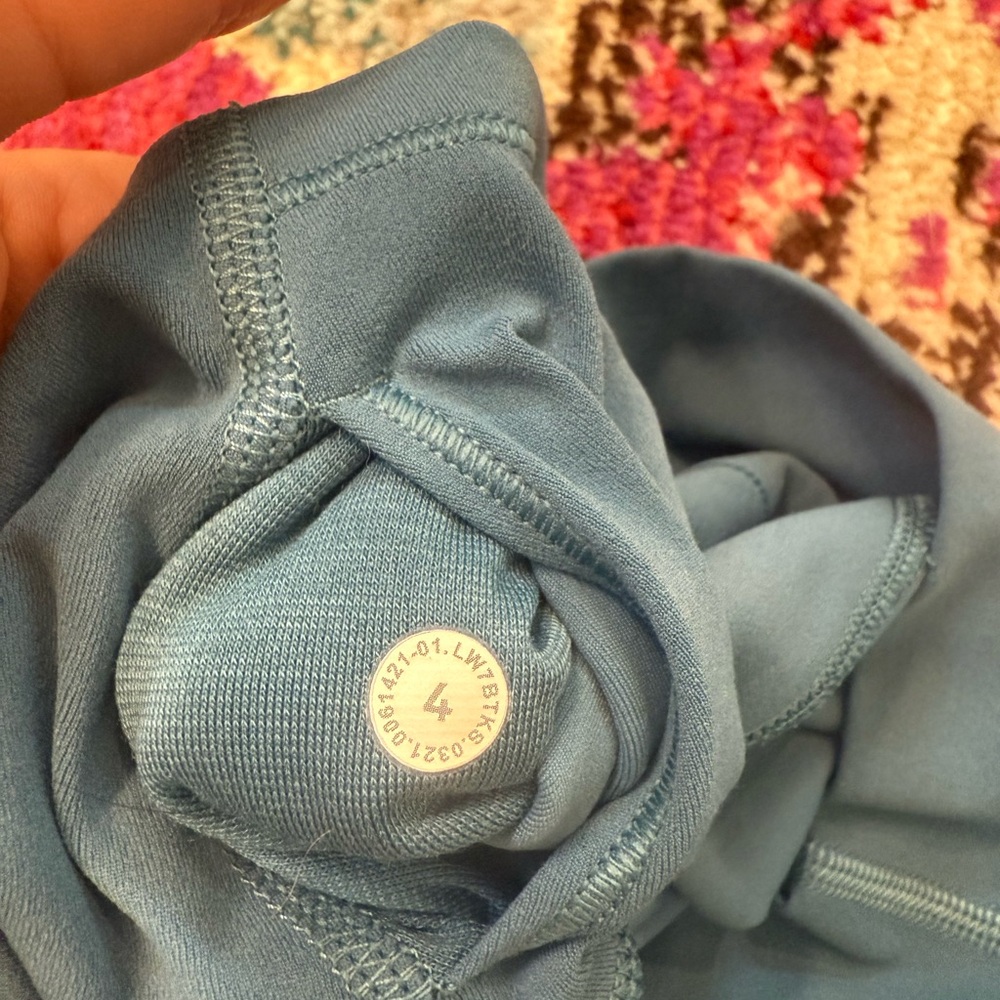 Lululemon Align Bike Shorts - Picture 2 of 5